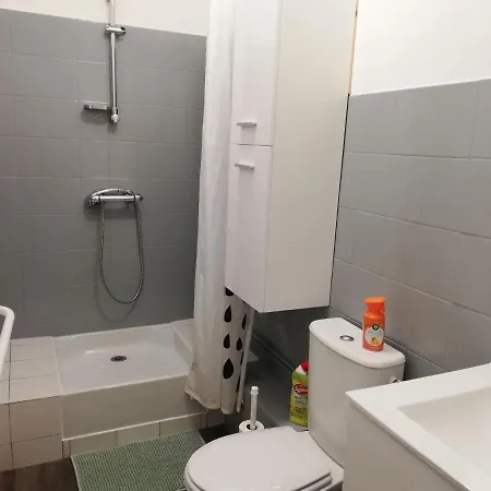 Aparthotel Appart-alma 2*