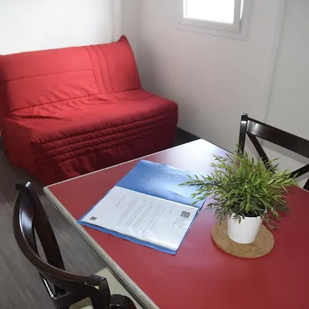 Aparthotel Appart-alma Saint-Laurent-sur-Sevre