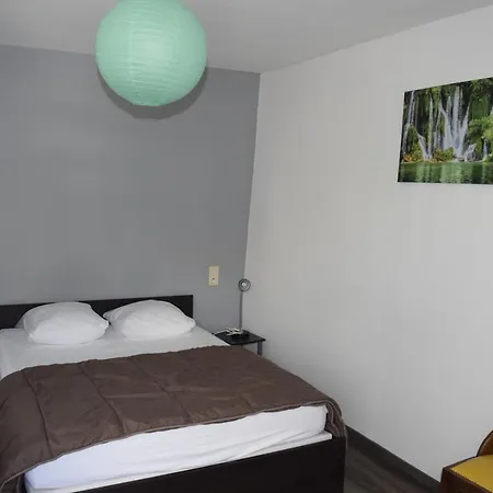 Aparthotel Appart-alma 2*