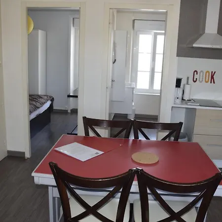 Aparthotel Appart-alma 2*