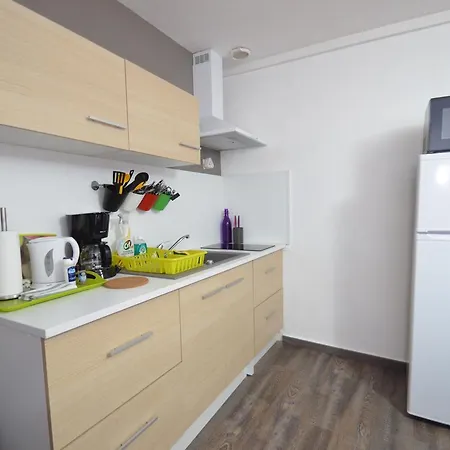 Appart-alma Aparthotel 3*