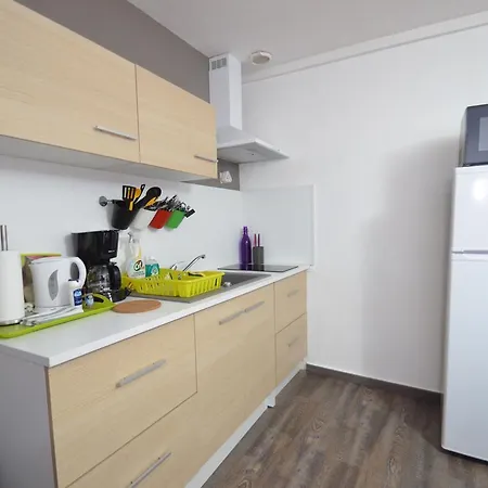 Appart-alma Aparthotel 2*
