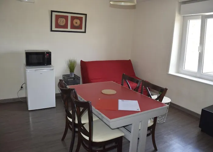 Apartmanhotel Appart-alma 3*