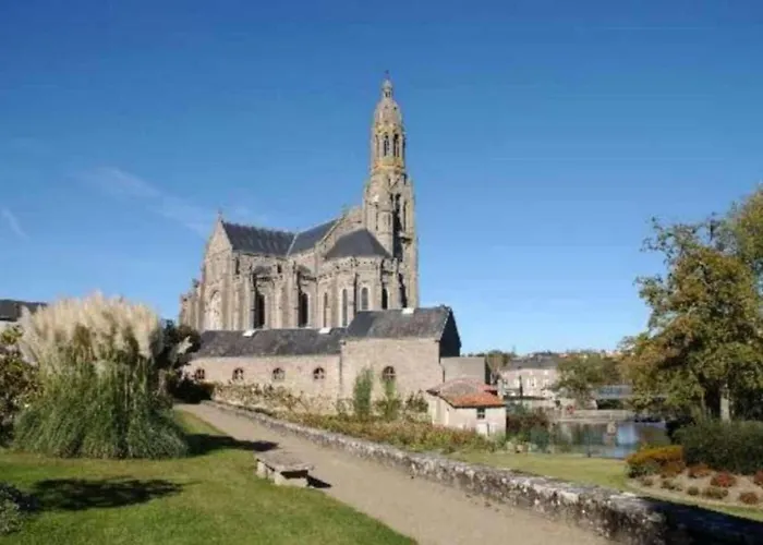 Apartmanhotel Appart-alma 3*